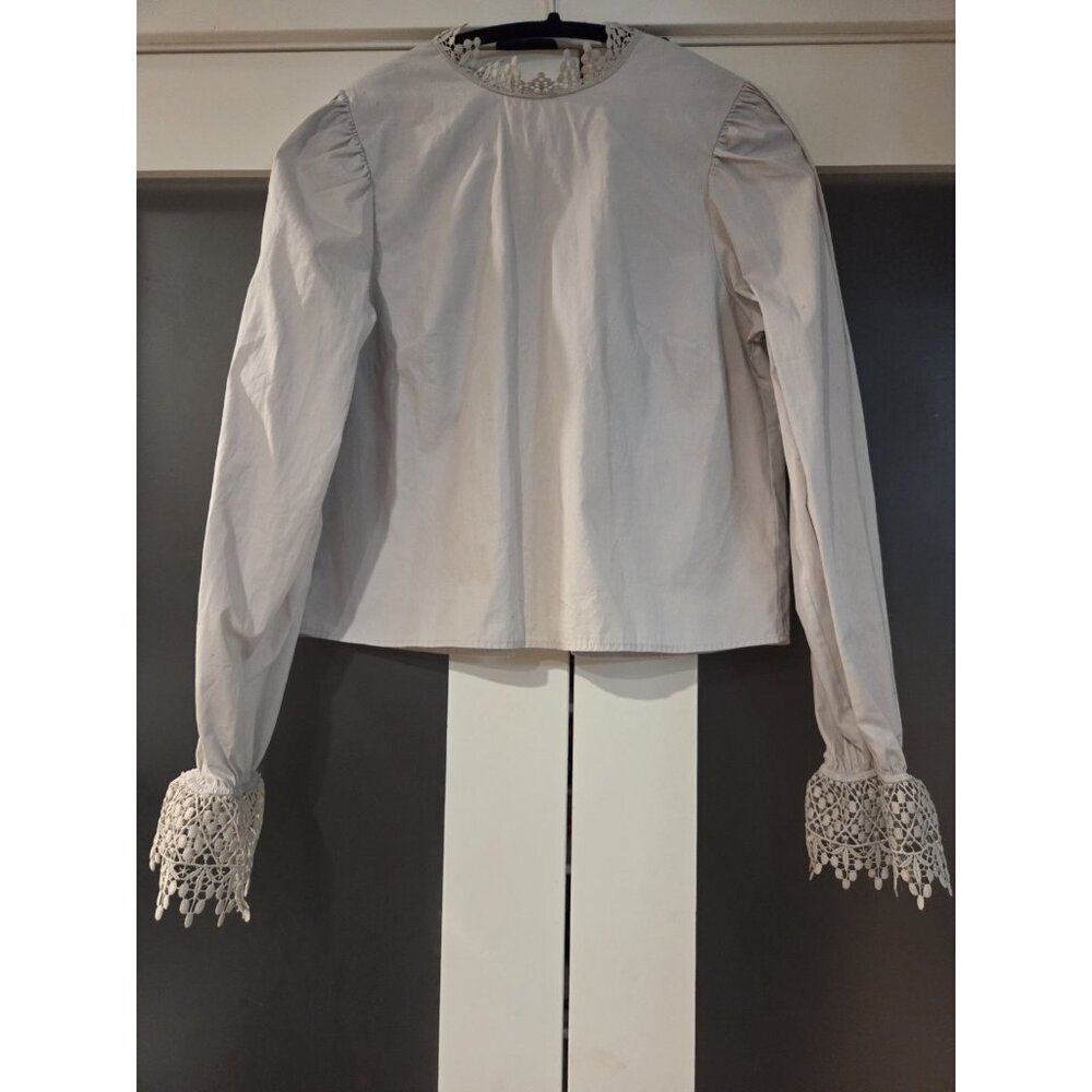 H&M NWT Crochet Lace Cuff Blouse Top M Ivory Puff Sleeve Back Tie Cottagecore